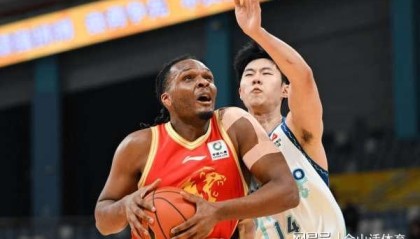 世界杯比赛在线观看地址-有意思！兄弟俩同台，哥哥0分，正负值+12；弟弟16分，正负值-20